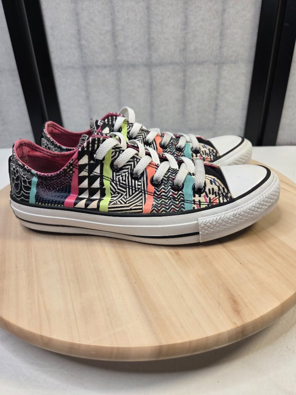 Converse Chuck Taylor All Star Hyperculture B&W Sneakers Women US 8 - Picture 2 of 12